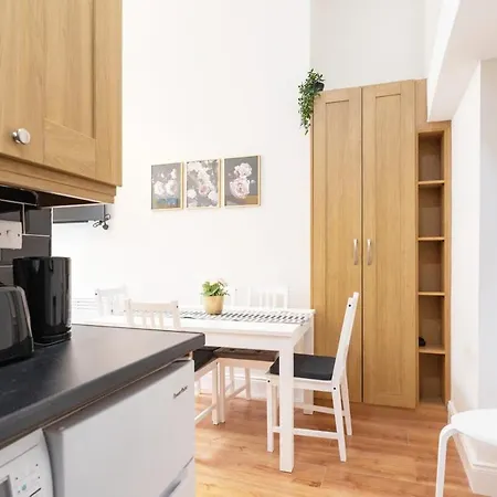 Apartment Cosy 2bed Super Location