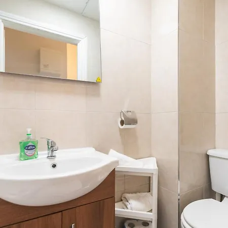 Cosy 2bed Super Location アパート *