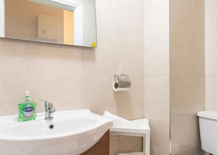 Cosy 2bed Super Location Daire *